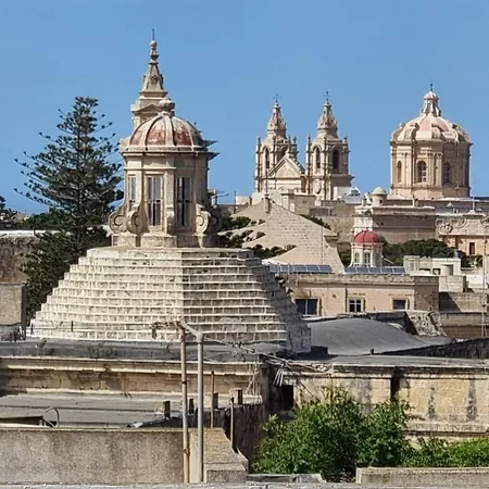 Terraced House With Stunning View Close To Mdina בית נופש רבאט
