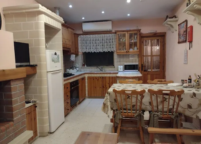 Terraced House With Stunning View Close To Mdina Ferienhaus
